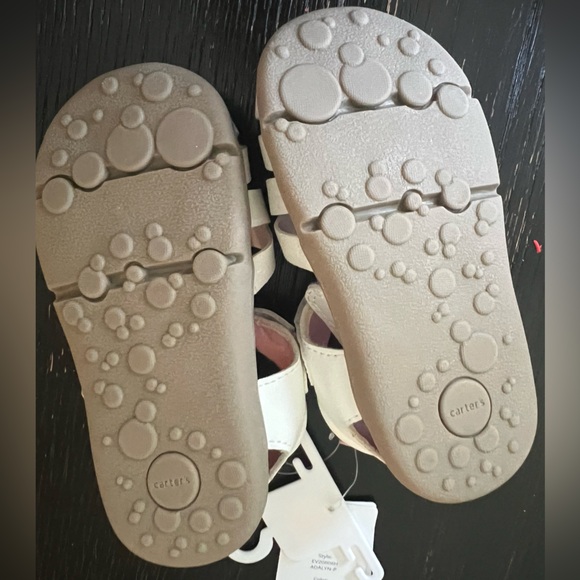 Carters toddler white shoes NWT - Picture 2 of 3